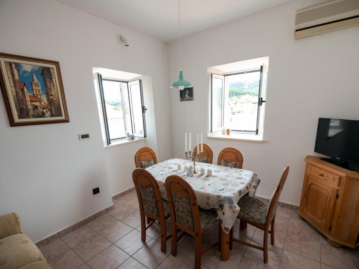 Luise - Four Towers Apartments Rab Town Ngoại thất bức ảnh