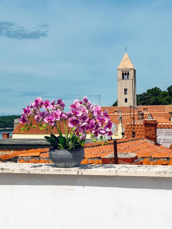Luise - Four Towers Apartments Rab Town Ngoại thất bức ảnh