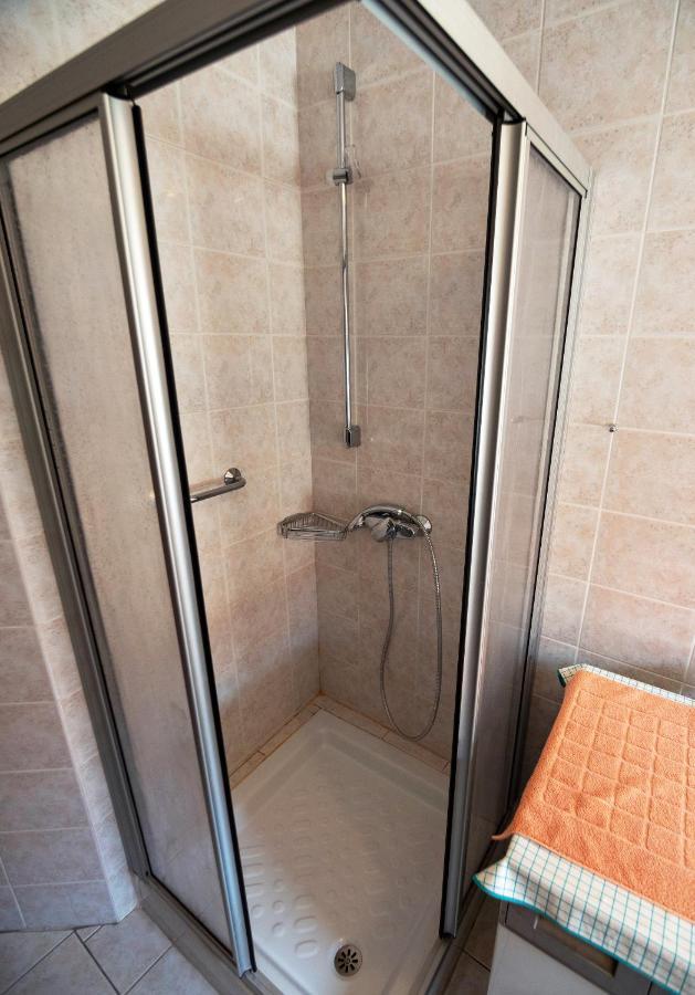 Luise - Four Towers Apartments Rab Town Ngoại thất bức ảnh